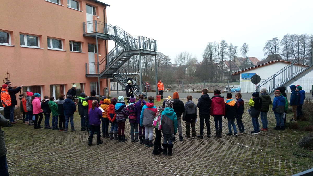 Kinderfeuerwehr Dormitz bei einer Übung